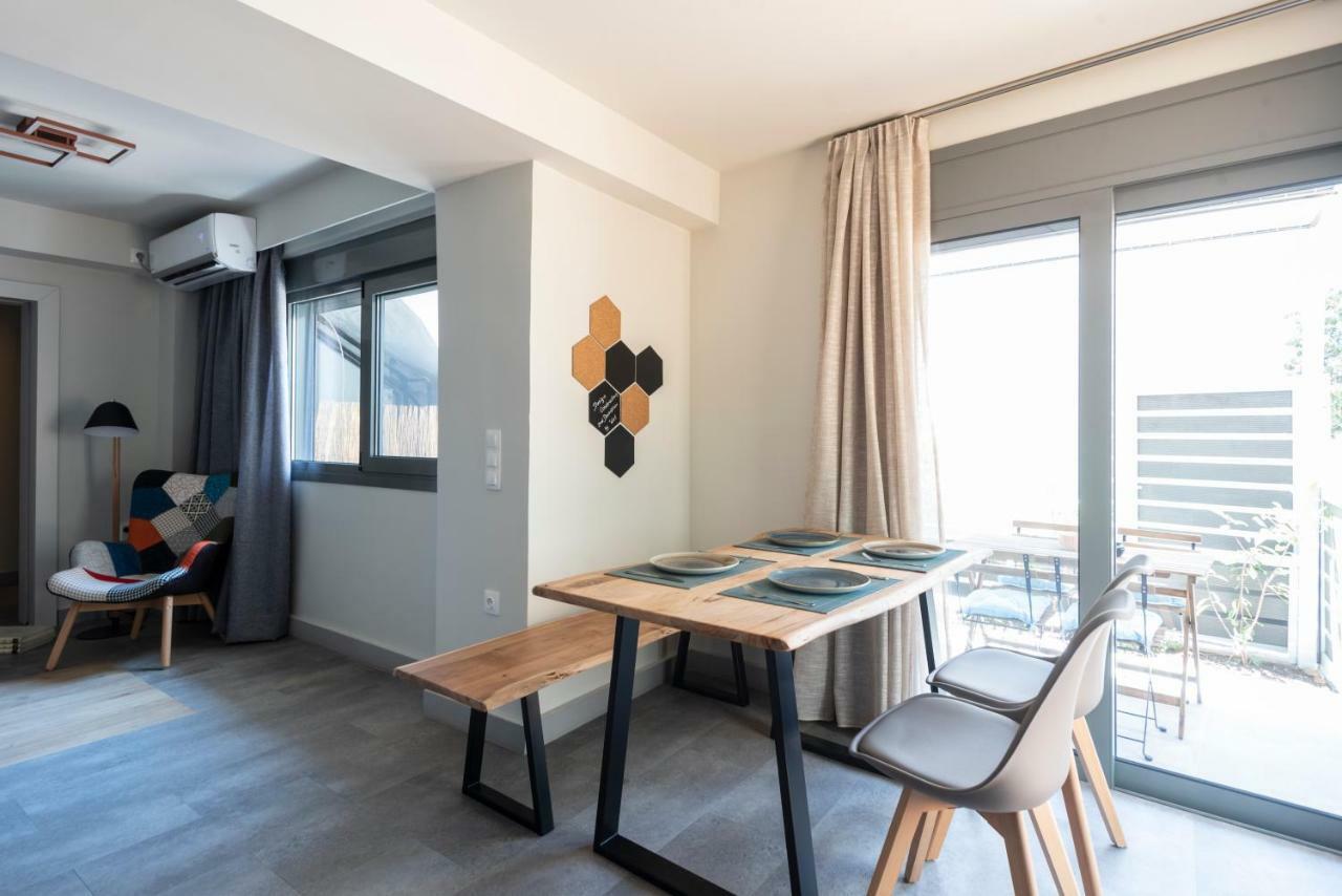 Groundfloor 2Br Apt With Smallyard Near The Heart Of Kalamata Exterior foto