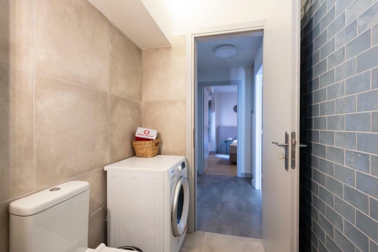 Groundfloor 2Br Apt With Smallyard Near The Heart Of Kalamata Exterior foto